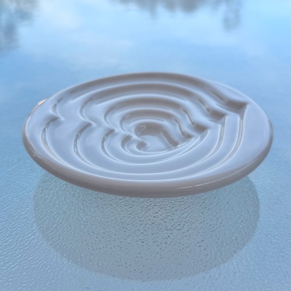 Mary Judge Terraced Heart Porcelain Ceramic Olive Oil Dipping Dish - Picture 2 of 6